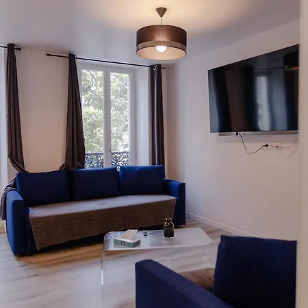 Meubles De Tourisme A Vincennes Apartment Exterior photo