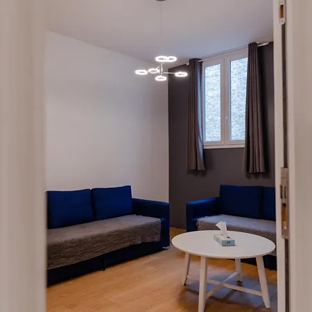 Meubles De Tourisme A Vincennes Apartment Exterior photo