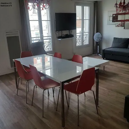 Meubles De Tourisme A Vincennes Apartment Exterior photo
