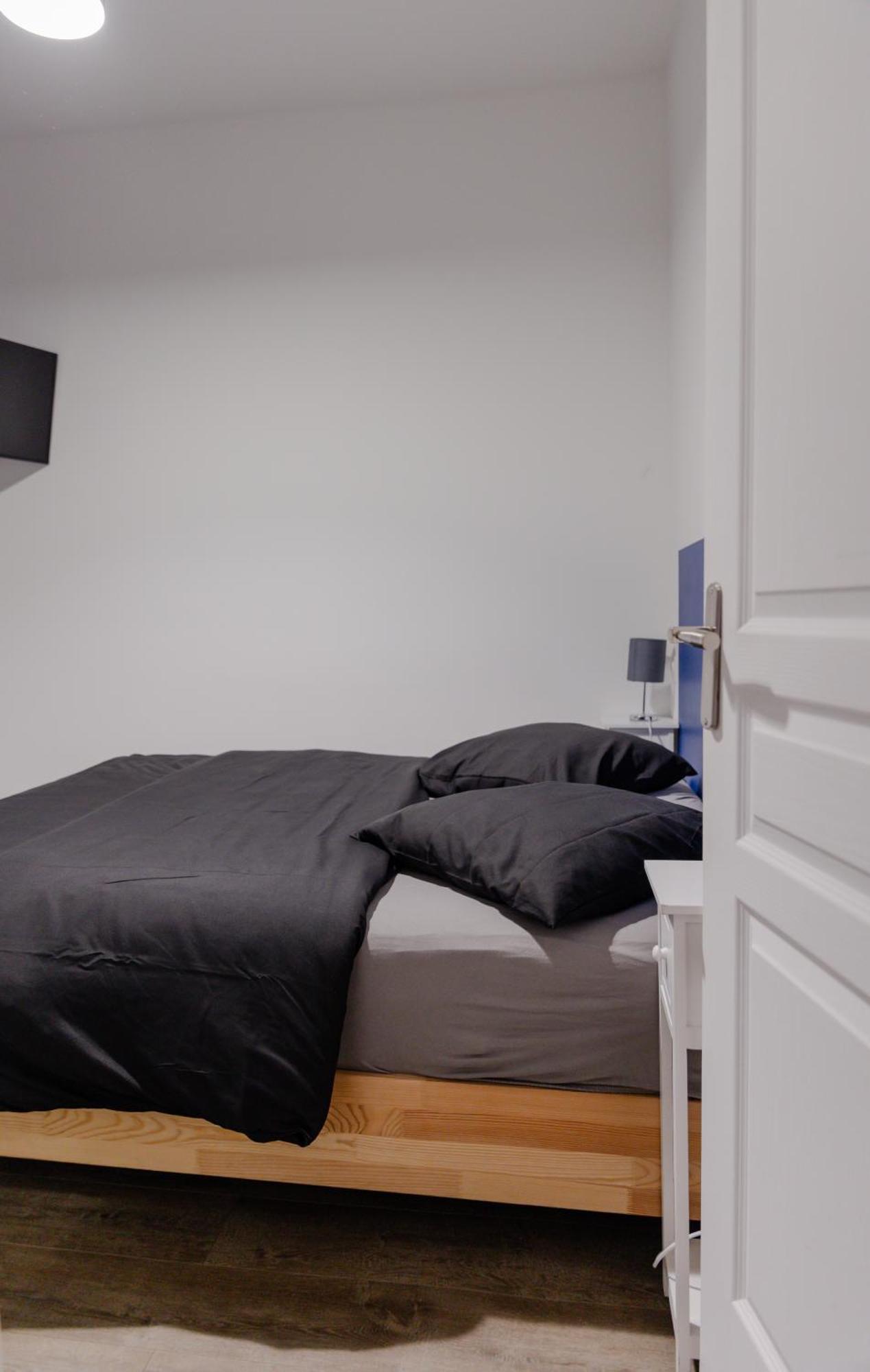 Apartment Meubles De Tourisme A Vincennes